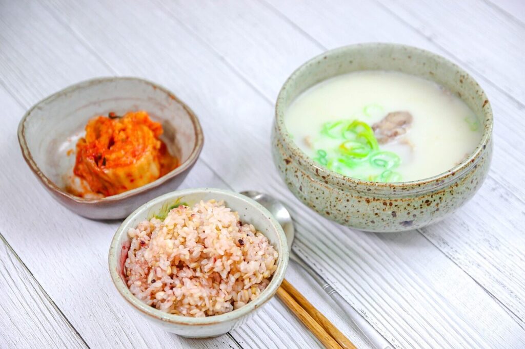seolleongtang, ox bone soup, korean cuisine, soup, food, korean broth tang