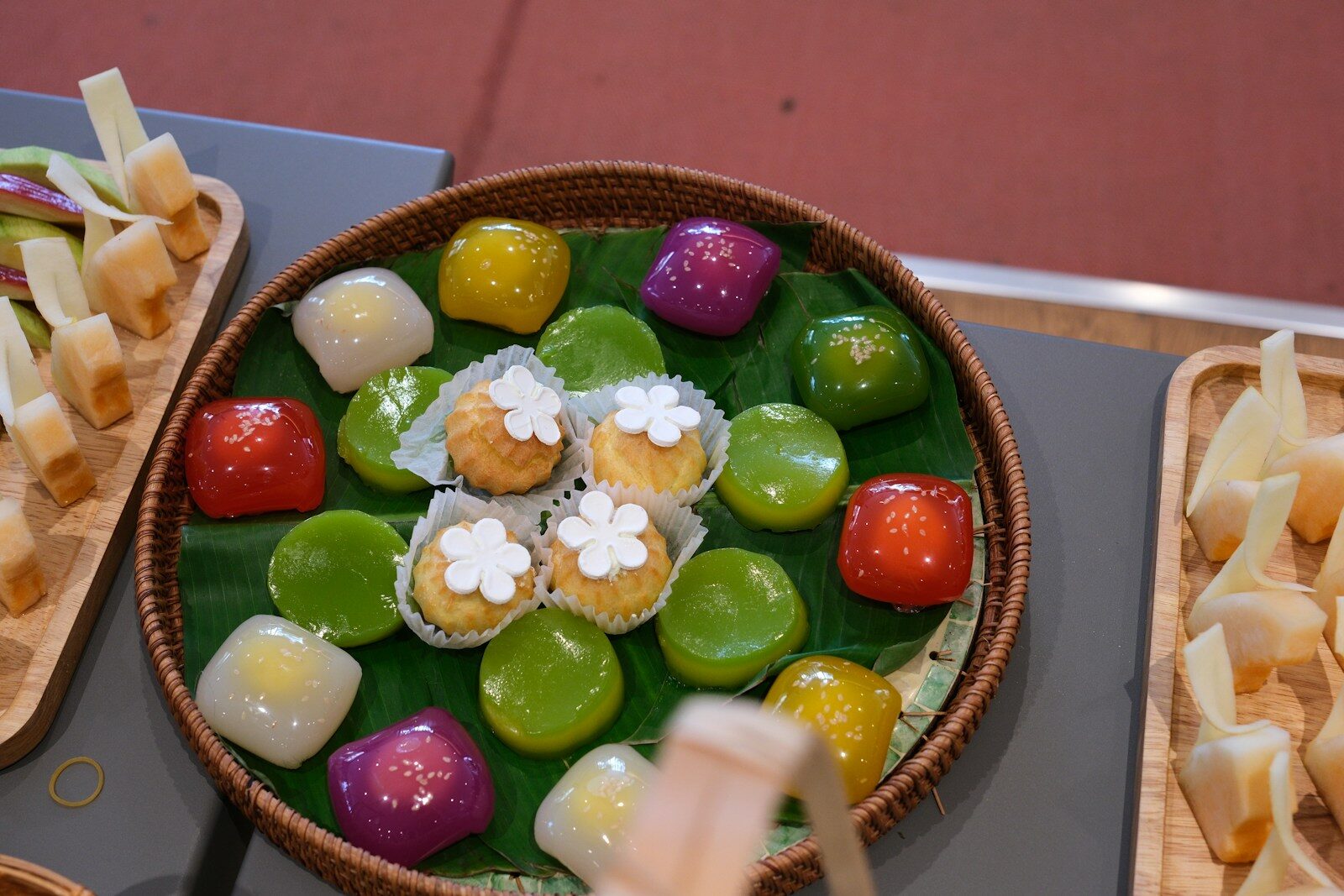 A bowl of food on top of a table